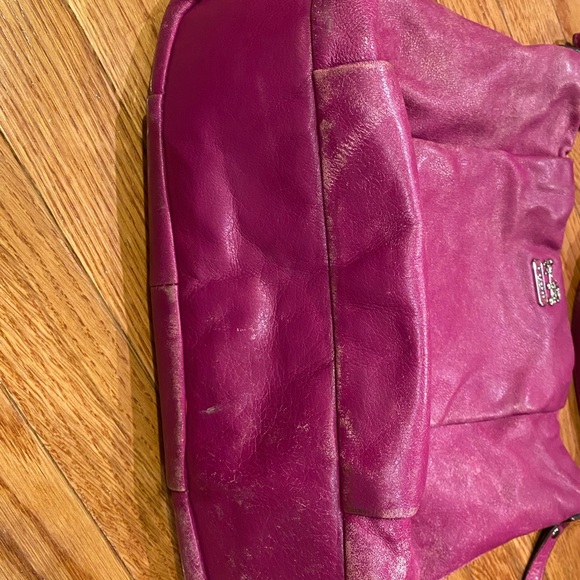 Coach purse. Pink. Hardware still looks nice. Lots of good use. - Picture 4 of 7